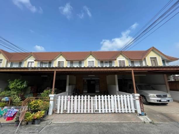 หมู่บ้านคันทรี่เมืองใหม่ เมืองชล อ่างศิลา บางแสน