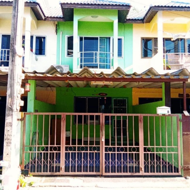 ขาย ขายบ้านทาวน์เฮ้าส์2ชั้น- หมู่บ้านดอนเจริญ (อมตะชลบุรี) 