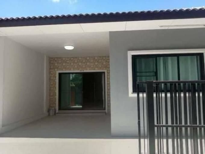  ขายบ้านเดี่ยว  พิกัด รร.วัดนาพร้าว อ.ศรีราชา จ.ชลบุรี (รับเงื่อนไขผ่อนตรง)