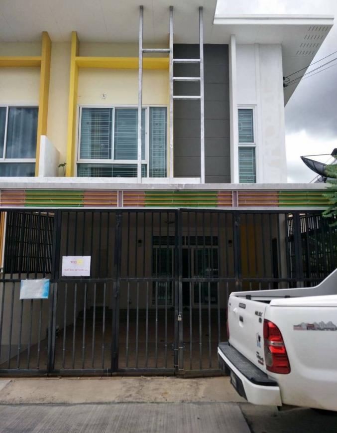 ขายบ้านแฝด2 ชั้น   ผ่อนตรงกับเจ้าของได้ โซนสวนเสือ-ศรีราชา จ.ชลบุรี โครงการบ้านบุษบา