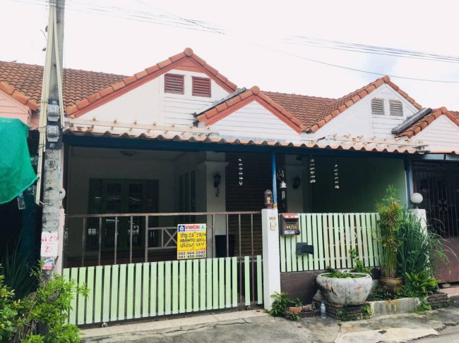 ขายบ้านทาวน์​เฮ้าส์​ชั้นเดียว-หมู่บ้านพิมพาภรณ์2​ (ซ.5)​ (ซอยเขาน้อยชลบุรี) 