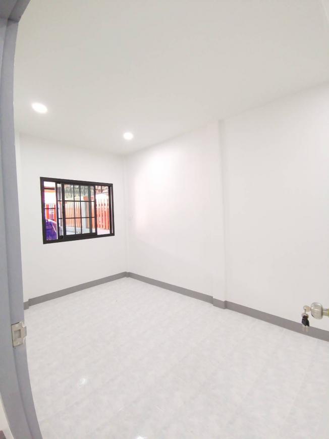 ขายบ้าน โครงการเขาเขียววิลเลจ พื้นที่ 20 ตรว. บ้านห้วยกรุ สะพานเขาเขียว ราคาล้านต้นๆ ขายบ้าน โครงการเขาเขียววิลเลจ พื้นที่ 20 ตรว. บ้านห้วยกรุ สะพานเขาเขียว ราคาล้านต้นๆ