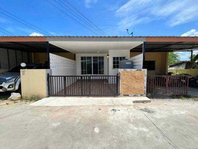 หมู่บ้านใบบุญ ใกล้ตลาดวรกิจ อ.ศรีราชา จ.ชลบุรี 