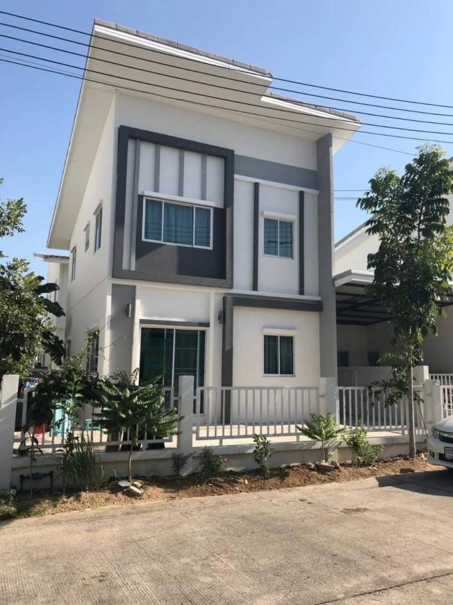 ขายบ้านผ่อนตรงกับเจ้าของ วางดาวน์ 250,000 เข้าอยู่ได้เลย  ขายบ้านเดี่ยว 2 ชั้น พิกัดม.ซีโอแลน  นาพร้าวศรีราชา จ.ชลบุรี