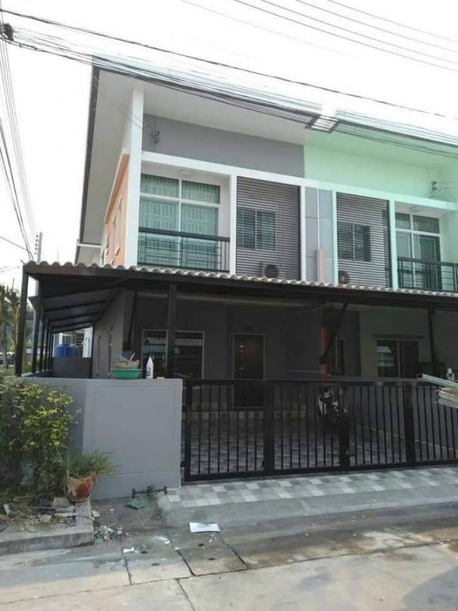 หมู่บ้านประภัสสรพรีซีโอ4 (อมตะชลบุรี) บ้าน ทาวน์เฮ้าส์2ชั้นหลังมุม