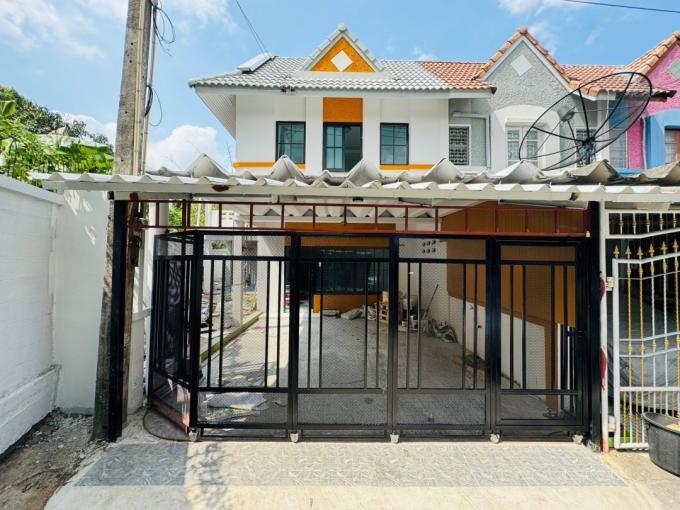 มบ.แฟมิลี่ปาร์ค ทำเล นาป่า ท้องคุ้ง หลังมุม ต่อเติมครบ เงินเดือน 20,000 บาทขึ้นไป กู้ได้