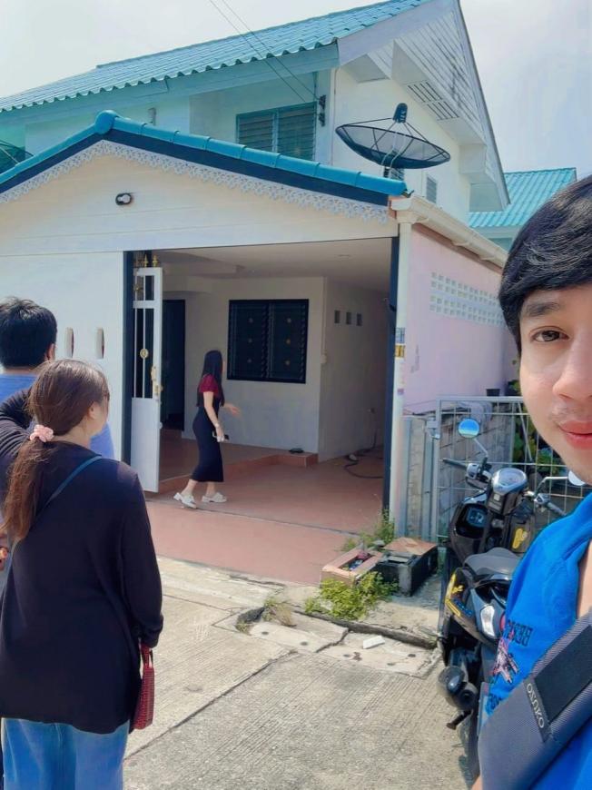 พาลูกค้า ดูบ้านไร่กล้วย เอื้ออาทร ลูกค้าชอบบ้าน พร้อมยื่นกู้