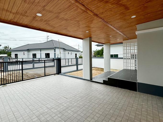 ขายบ้านเดี่ยว หลังใหญ่ ใกล้โรงโป๊ะ บางละมุง ขายบ้านเดี่ยว หลังใหญ่ ใกล้โรงโป๊ะ บางละมุง