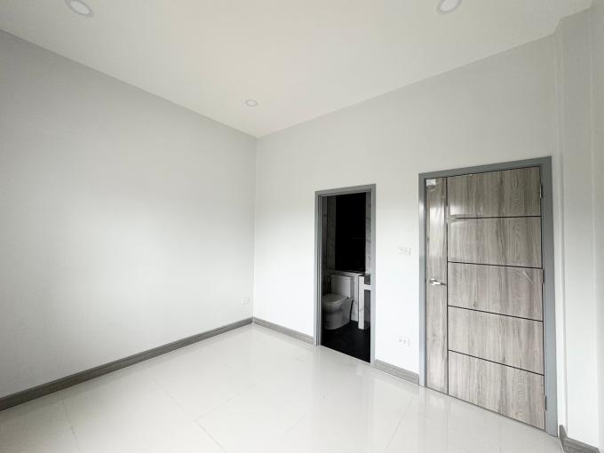 ขายบ้านเดี่ยว หลังใหญ่ ใกล้โรงโป๊ะ บางละมุง ขายบ้านเดี่ยว หลังใหญ่ ใกล้โรงโป๊ะ บางละมุง