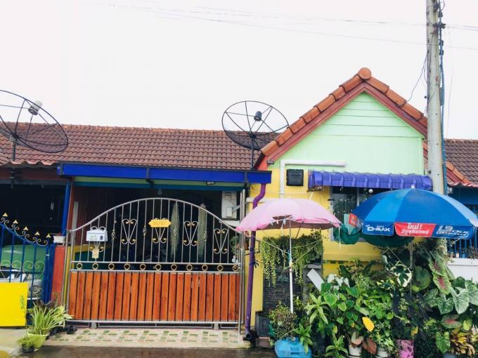 ขายบ้าน บ้านชลลดา บ้านบึง ชลบุรี ราคา : 1.49 ล้าน