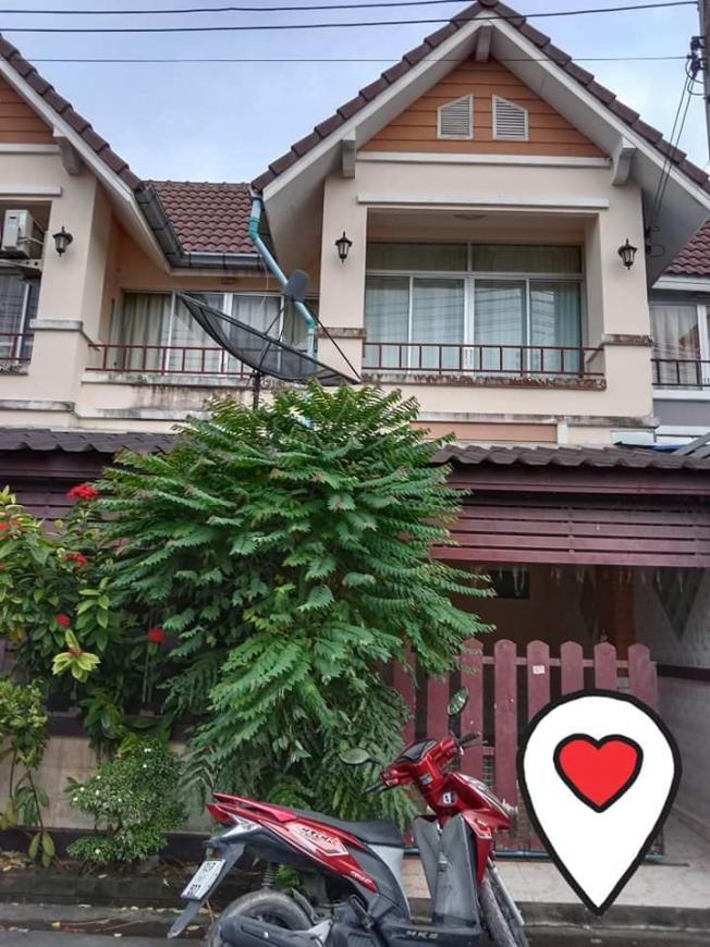 บ้านทาวน์เฮ้าส์ 2ชั้น-หมู่บ้านสินเจริญ สำนักบก ชลบุรี