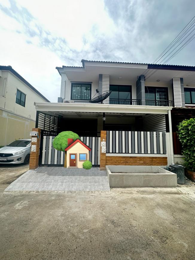 ขาย หมู่บ้านทรัพย์รุ่งเรืองซิตี้1 ทำเลบ้านเก่า พานทอง RAY-64