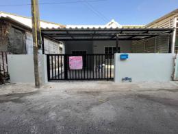 ทาวน์เฮ้าส์  รีโนเวทใหม่ ปูพื้นลามิเนต หมู่บ้านวาสนาดีวิลเลจ เครือสหพัฒน์