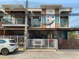 ขายทาวน์เฮ้าส์ 2 ชั้น หมู่บ้านโกลเด้นทาวน์ ศรีราชา ซอยวังหิน ห่างจาก เซ็นทรัลศรีราชา เพียง 5 นาทึ ขายทาวน์เฮ้าส์ 2 ชั้น หมู่บ้านโกลเด้นทาวน์ ศรีราชา ซอยวังหิน ห่างจาก เซ็นทรัลศรีราชา เพียง 5 นาทึ