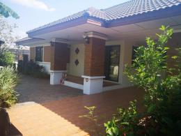 บ้านเดี่ยวชั้นเดียว หมู่บ้านโชติกา ซอย5 มีจำนวน 3 ห้องนอน 2 ห้องน้ำ 1 บ้านเดี่ยวชั้นเดียว หมู่บ้านโชติกา ซอย5 มีจำนวน 3 ห้องนอน 2 ห้องน้ำ 1