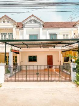 หมู่บ้านปิยวรารมย์ ลาดสวาย  คลอง 4 ลำลูกกา บึงยี่โถ ธัญบุรี ปทุมธานี