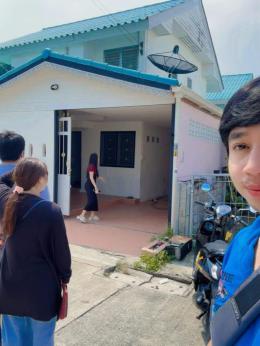 พาลูกค้า ดูบ้านไร่กล้วย เอื้ออาทร ลูกค้าชอบบ้าน พร้อมยื่นกู้ พาลูกค้า ดูบ้านไร่กล้วย เอื้ออาทร ลูกค้าชอบบ้าน พร้อมยื่นกู้