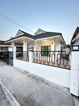 ขายบ้านเดี่ยว ใกล้บริษัทยิ่งเจริญขนส่งแอนด์ชิปปิ้ง จำกัด ทุ่งกราดแหลมฉบัง ขายบ้านเดี่ยว ใกล้บริษัทยิ่งเจริญขนส่งแอนด์ชิปปิ้ง จำกัด ทุ่งกราดแหลมฉบัง